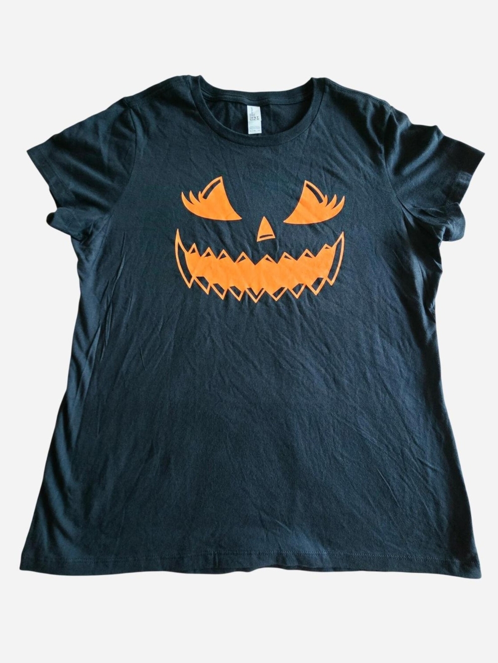 New Black Halloween pumpkin tee orange jack-o'-lantern face graphic size XL